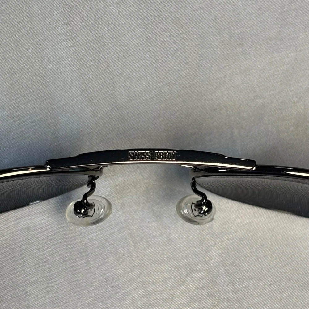 Vintage Swiss Army Voyager 25735 Sunglasses Gunmetal Aviator Mens Frames 58-20